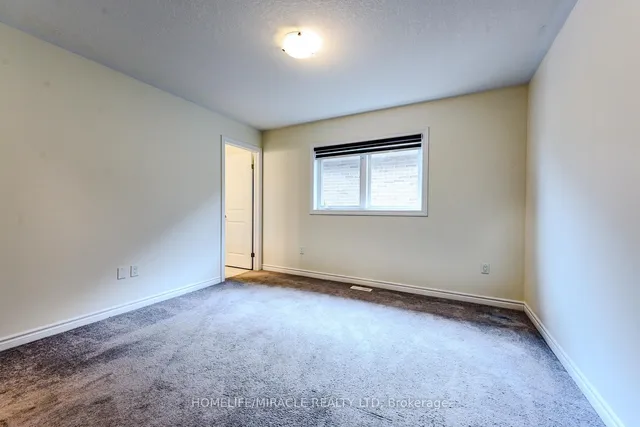 Additional image 32 of 61 Bucksaw St