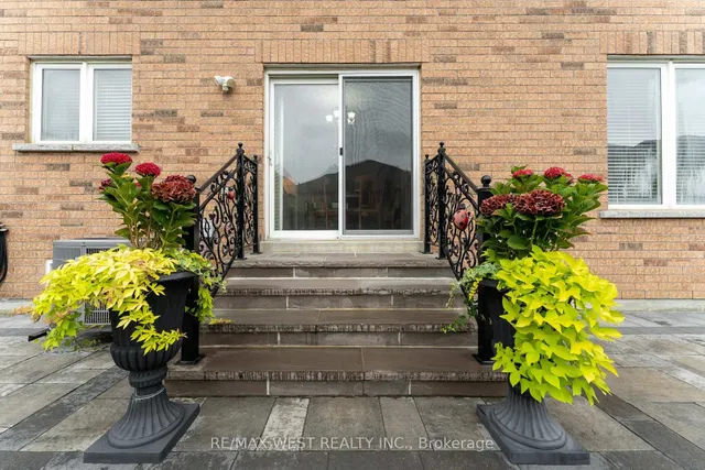 Additional image 50 of 8 Yellow Avens Blvd