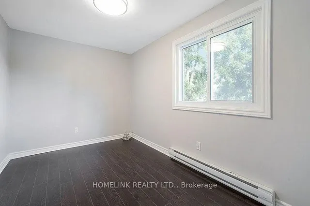 Additional image 14 of 25 Hercules Crt