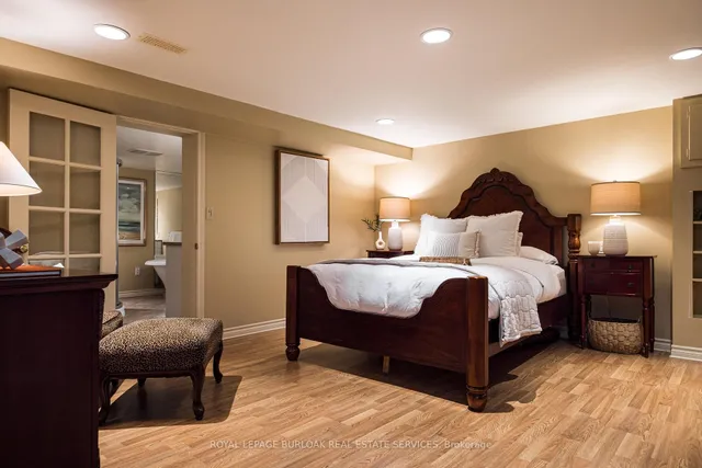 Additional image 27 of 724 Kingsway Dr