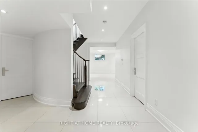 Additional image 42 of 392 Princess Ave