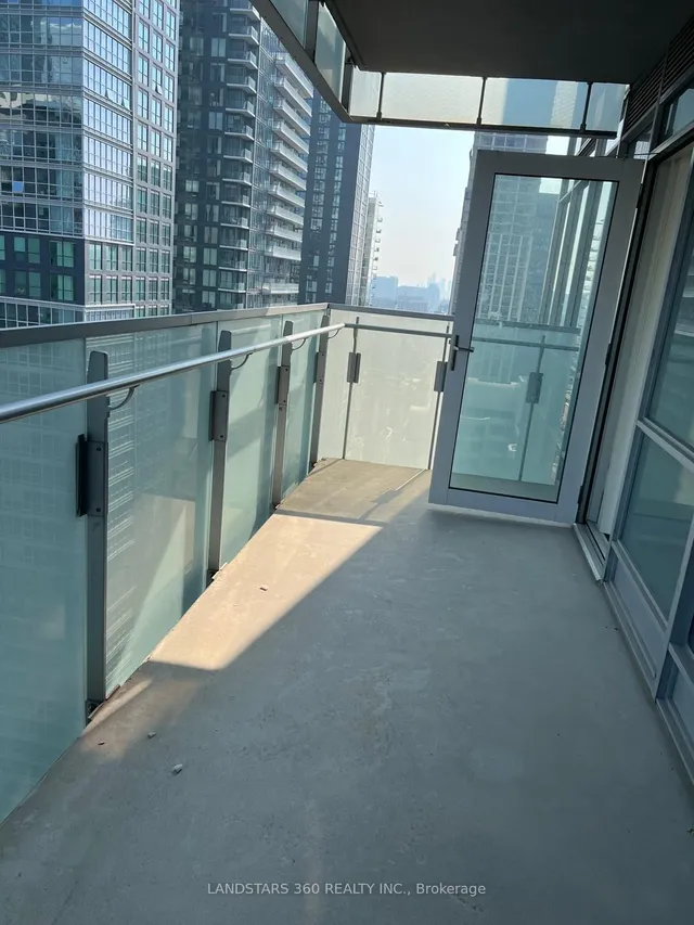 Additional image 19 of 80 John St Unit 2803