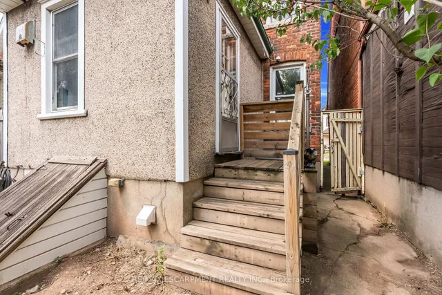 Additional image 37 of 170 Grosvenor Ave