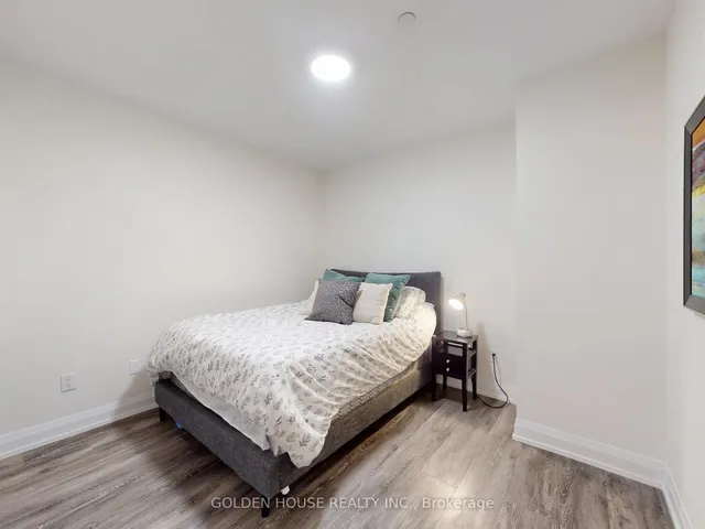 Additional image 34 of 200 Woodbine Ave Unit 403