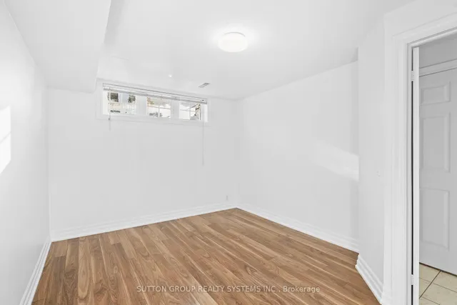 Additional image 39 of 45 Algarve Cres