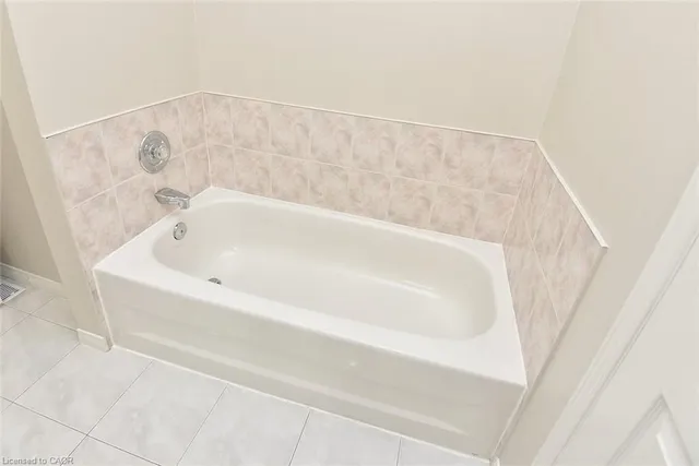 Additional image 33 of 15 Bronte Crt