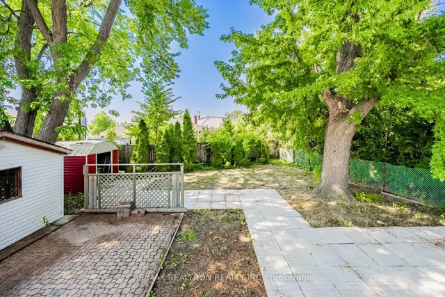 Additional image 36 of 79 Blanmora Dr