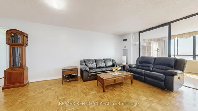 Additional image 4 of 75 Bamburgh Circ Unit 1917