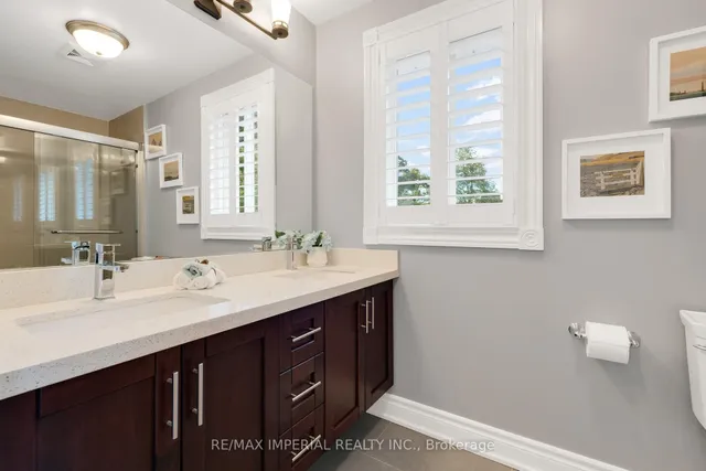 Additional image 35 of 263 Upper Highland Cres