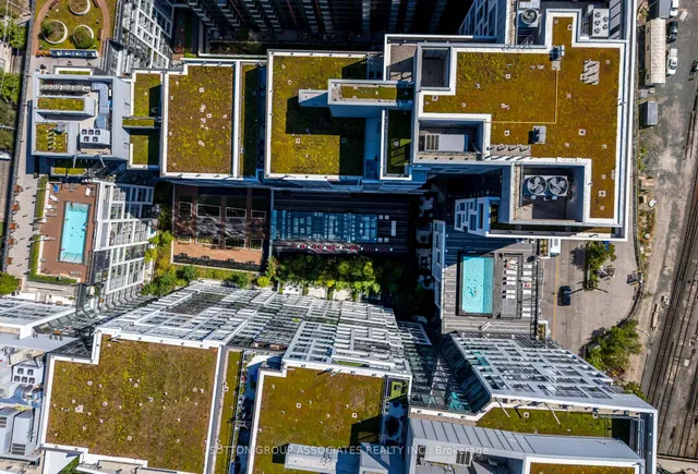 Additional image 32 of 27 Bathurst St Unit 508W