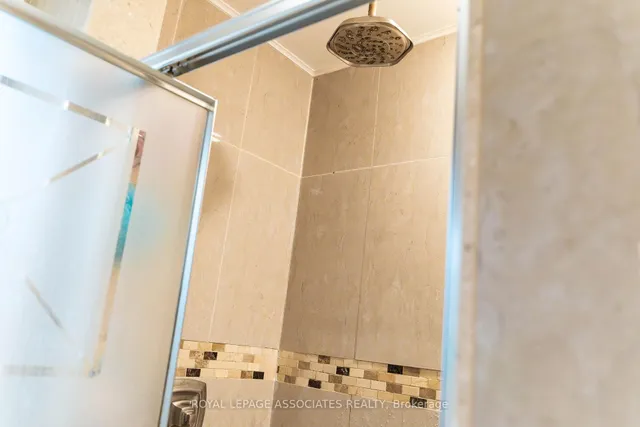 Additional image 15 of 24 Hurley Cres