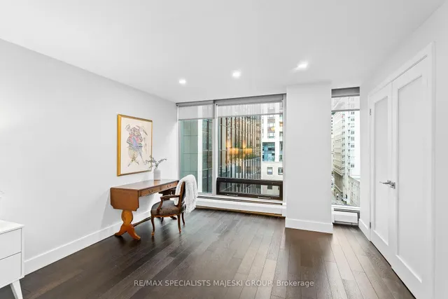 Additional image 27 of 30 Wellington St Unit 1005