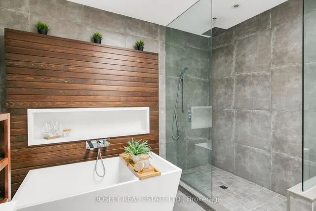 Additional image 27 of 1144 Broadview Ave