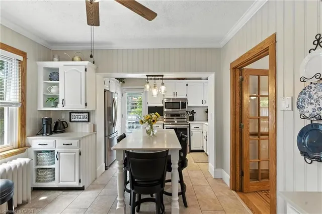 Additional image 15 of 98 Kensington Ave