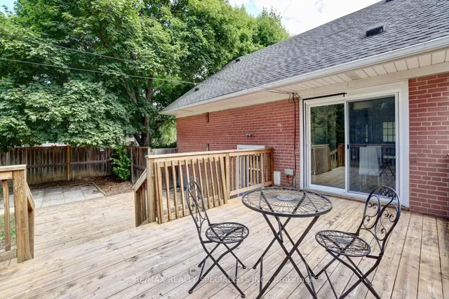 Additional image 30 of 2363 Parkway Dr