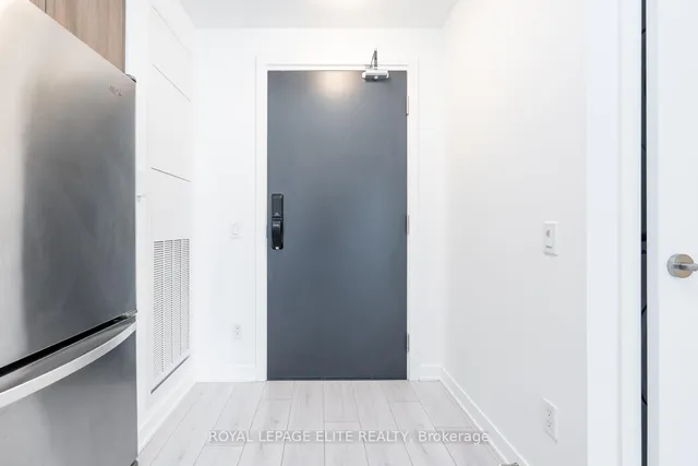 Additional image 9 of 405 Dundas St Unit 418