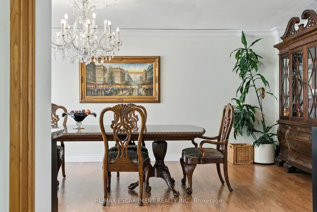 Additional image 10 of 5 Mazza Ave