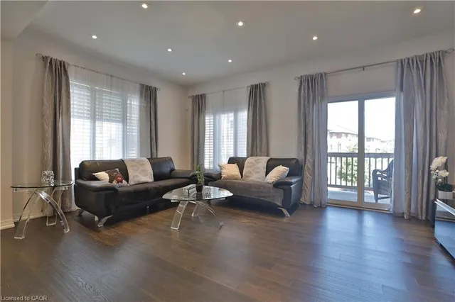 Additional image 12 of 94 Soho St