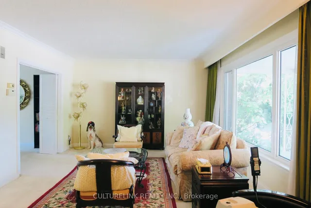 Additional image 4 of 568 Cummer Ave