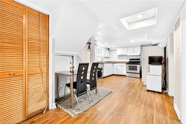 Additional image 32 of 111 Leland St