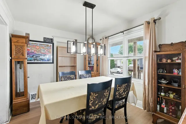 Additional image 11 of 98 Tuxedo Ave