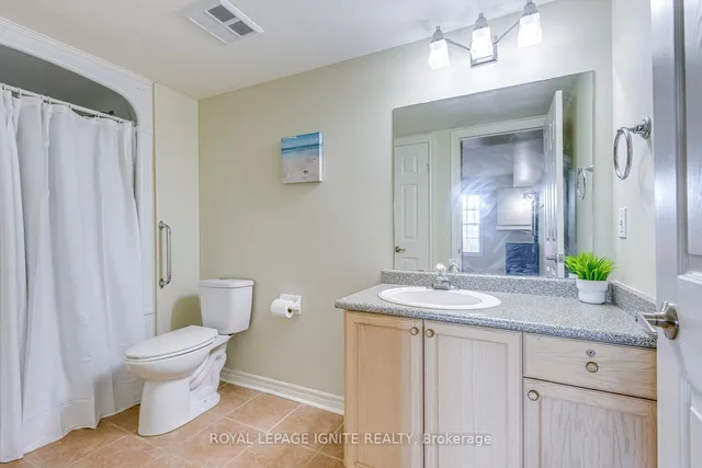 Additional image 23 of 1820 Walkers Line Unit 211