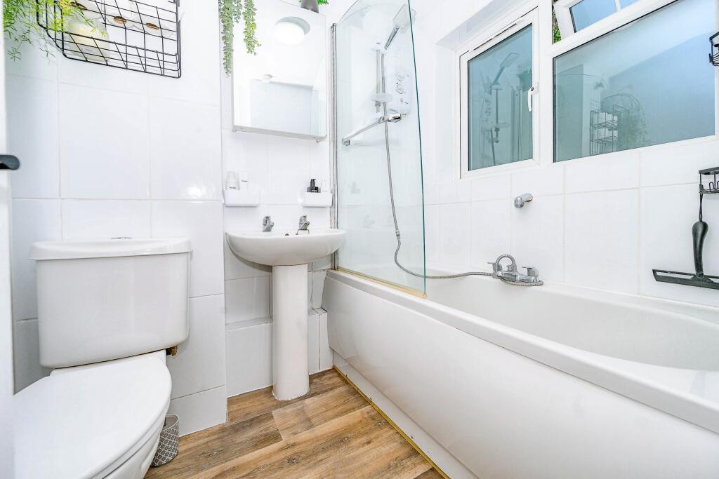 Additional image 10 of Park Street, St. Albans, AL2