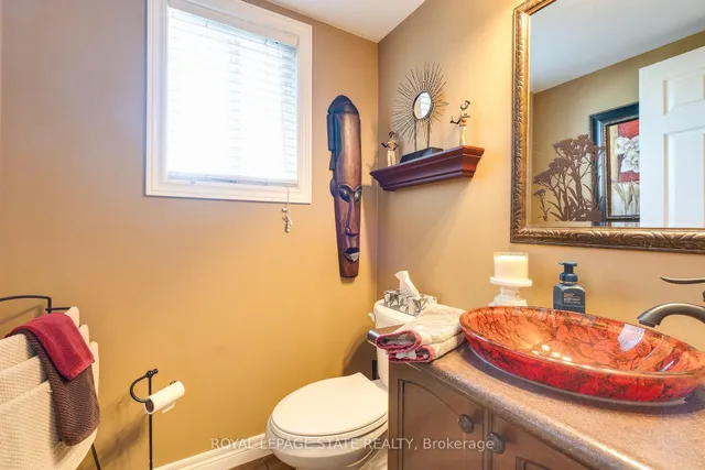 Additional image 17 of 274 Springvalley Cres