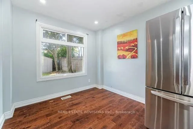 Additional image 10 of 4 Parkend Ave