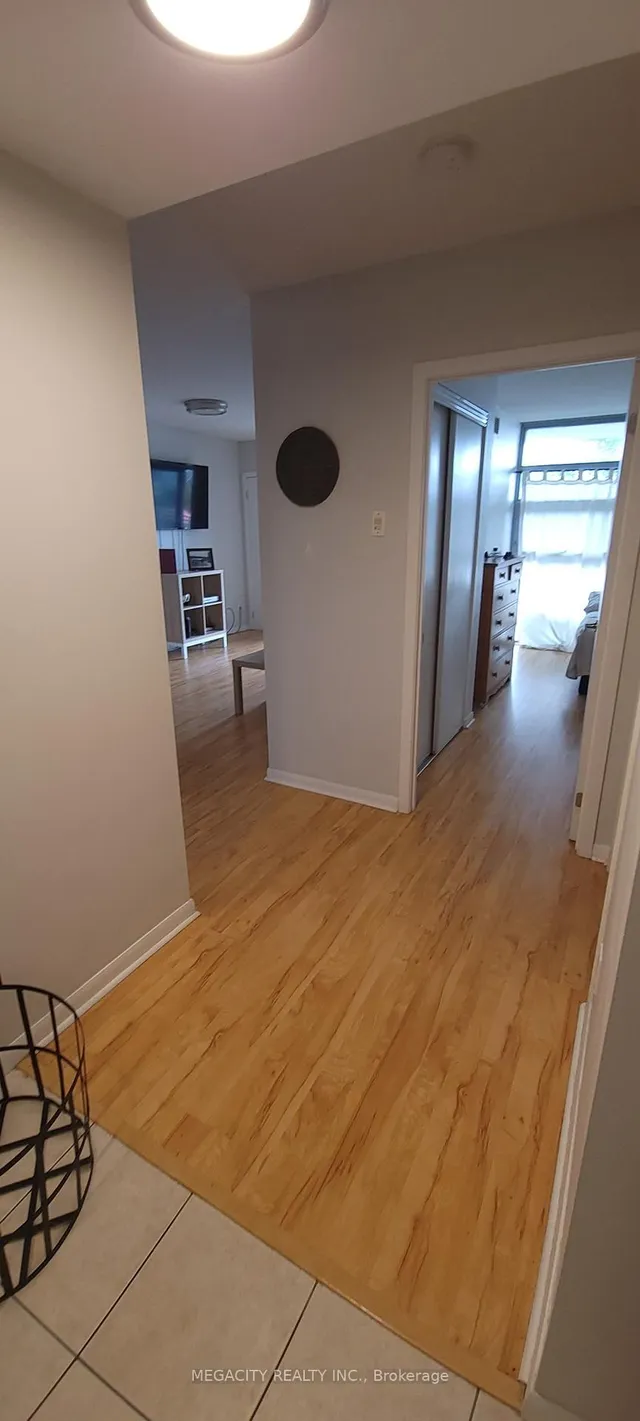 Additional image 7 of 2464 Weston Rd Unit 401
