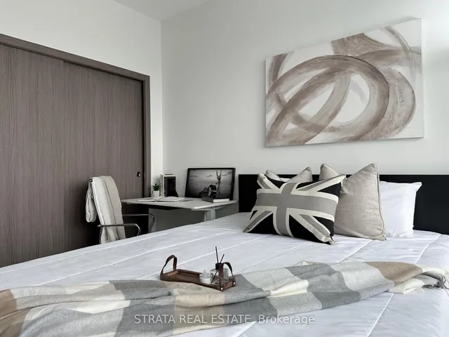 Additional image 6 of 19 Bathurst St Unit 3915