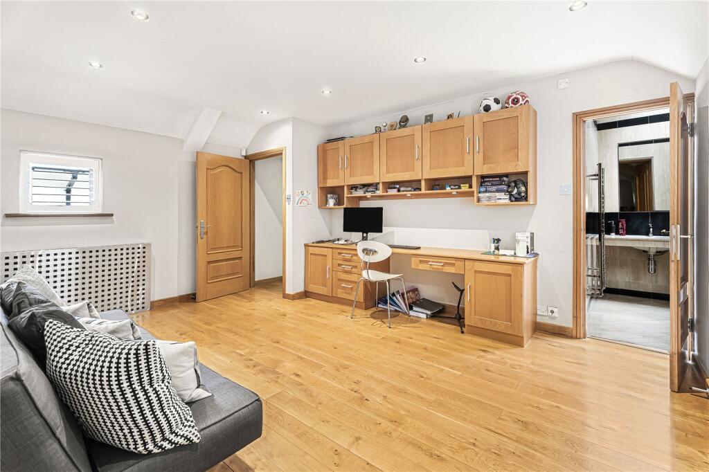 Additional image 16 of Park Street Lane, Park Street, St. Albans, Hertfordshire, AL2