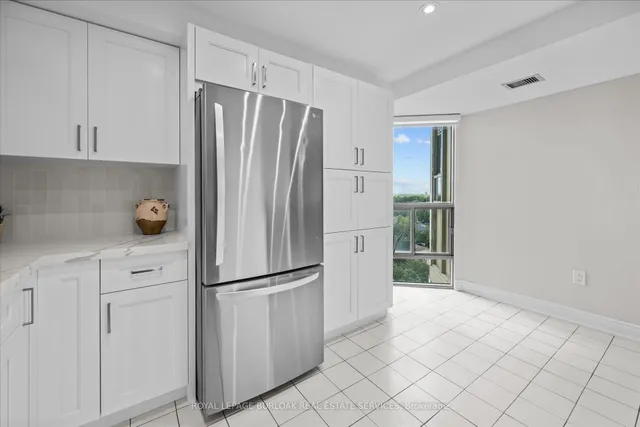 Additional image 21 of 5090 Pinedale Ave Unit 1107