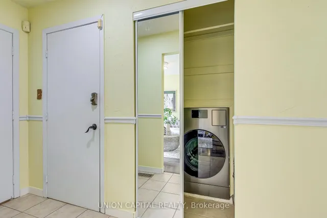 Additional image 18 of 1060 Glendor Ave