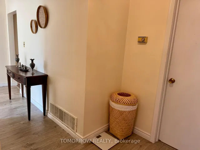 Additional image 30 of 23 Resolution Cres