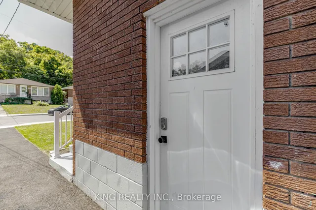 Additional image 36 of 28 AINSLIE Ave