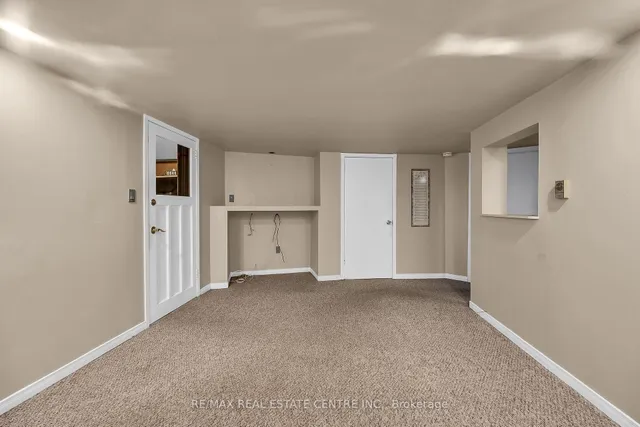 Additional image 22 of 894 Garth St