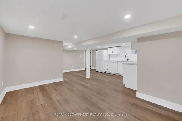 Additional image 37 of 126 AUBURN Ave