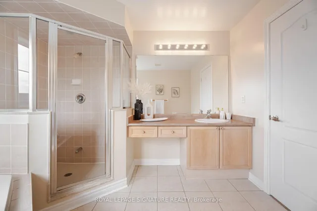 Additional image 31 of 16 Aria Lane