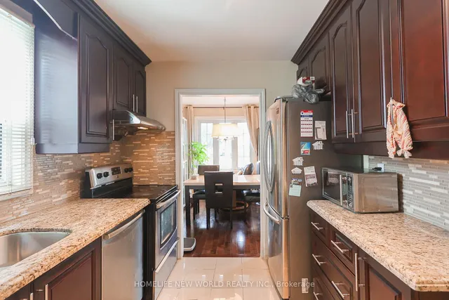 Additional image 20 of 34 Greylawn Cres