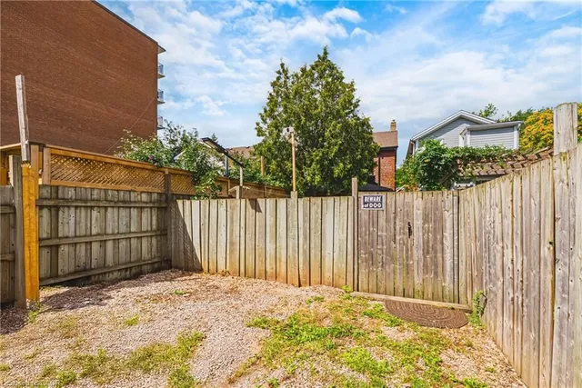 Additional image 29 of 5 Ford St