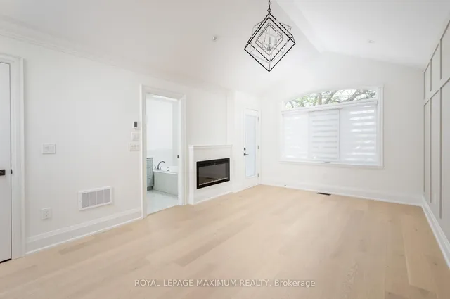 Additional image 16 of 39 B Gort Ave