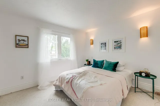 Additional image 19 of 55 Robbins Ave