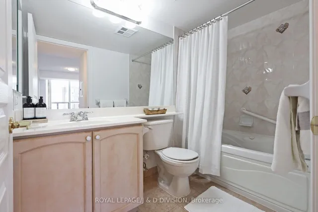 Additional image 13 of 15 Northtown Way Unit 923