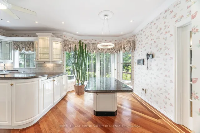 Additional image 7 of 14 Starling Crt