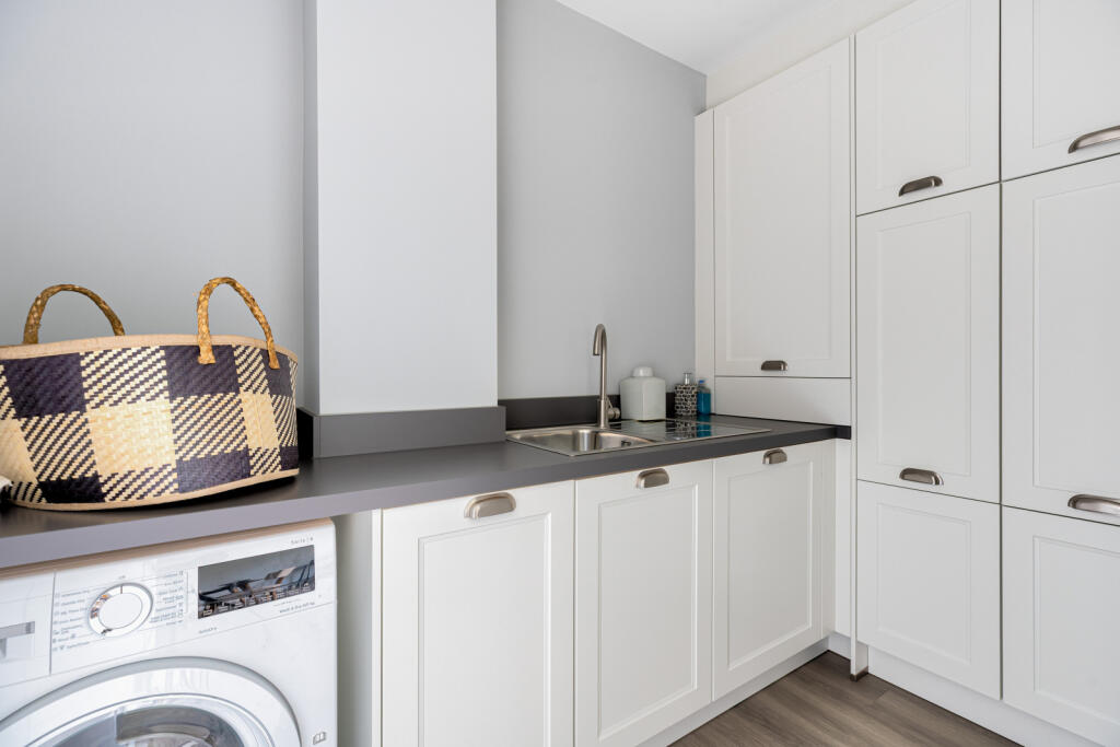 Additional image 8 of Oaklands Lane, Smallford, St. Albans, Hertfordshire, AL4