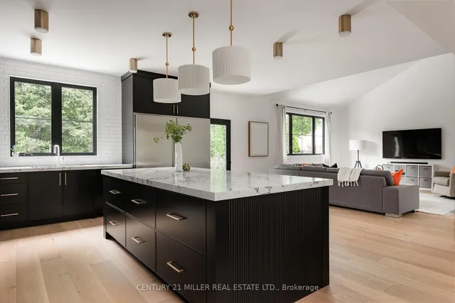 Additional image 23 of 935 Harvey Pl