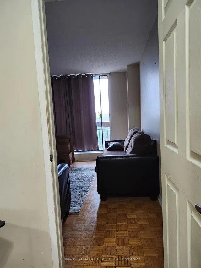 Additional image 7 of 4645 Jane St Unit 1207