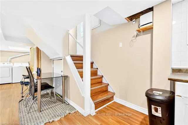 Additional image 26 of 111 Leland St