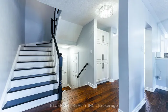 Additional image 35 of 812 Knotty Pine Grve